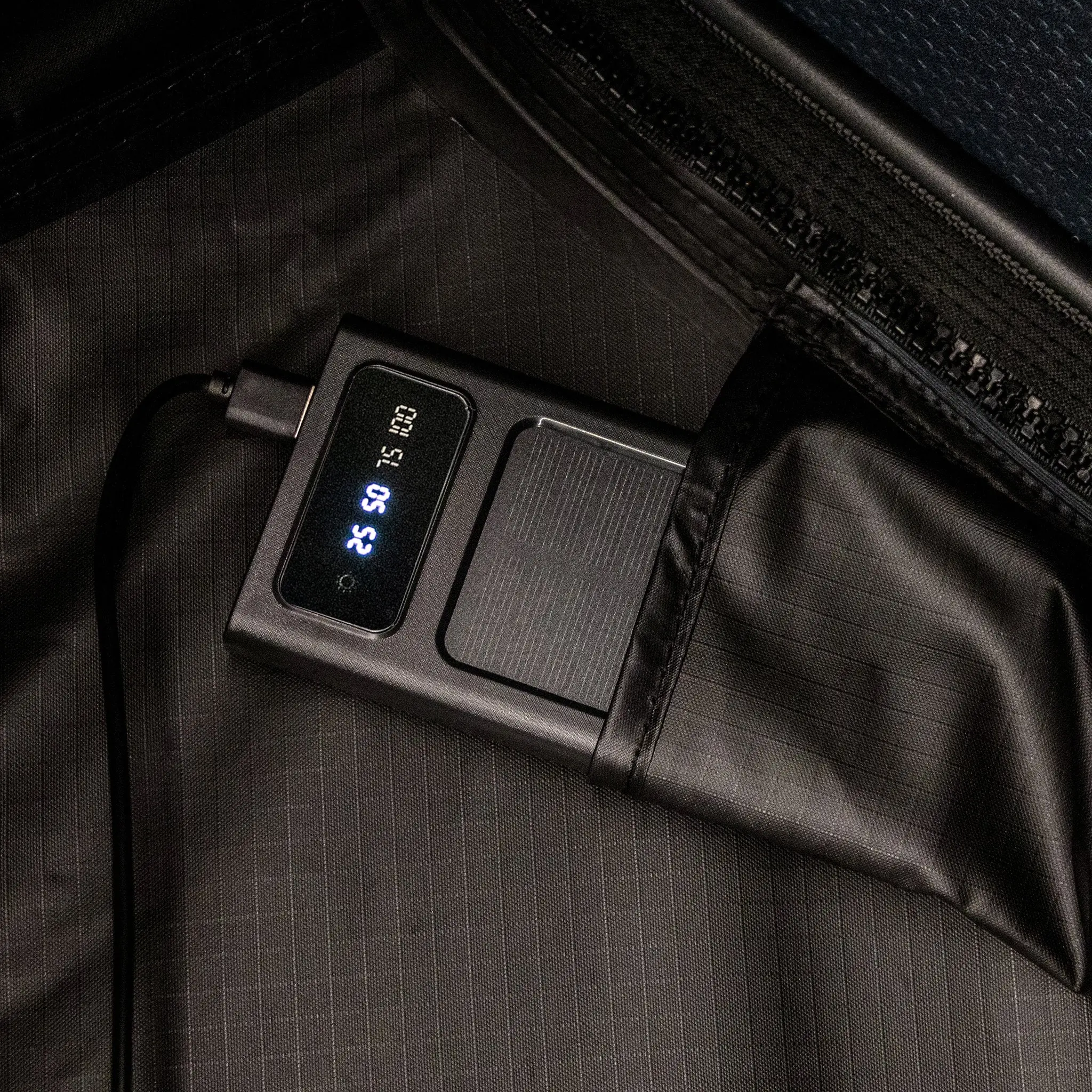 20 000 mAh Power Bank - Image 5
