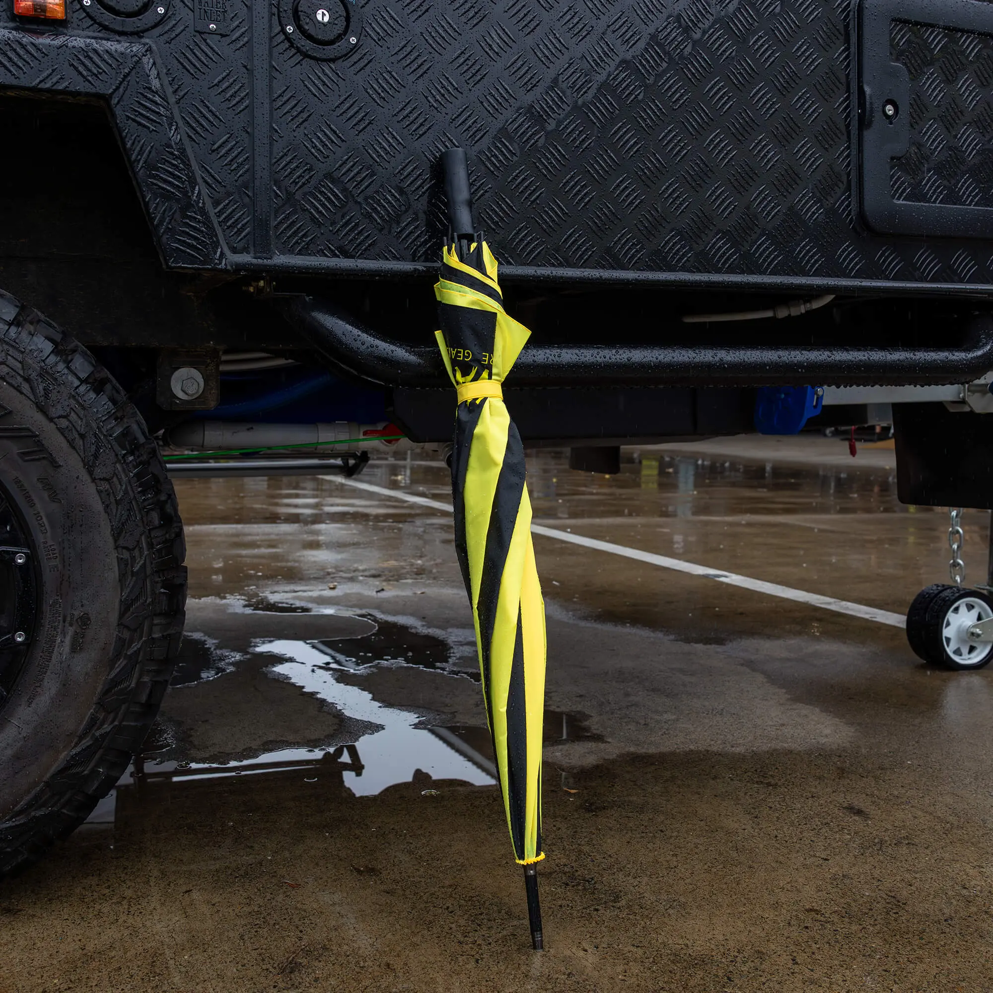 Bushwakka Umbrella Standard - Yellow & Black - Image 2