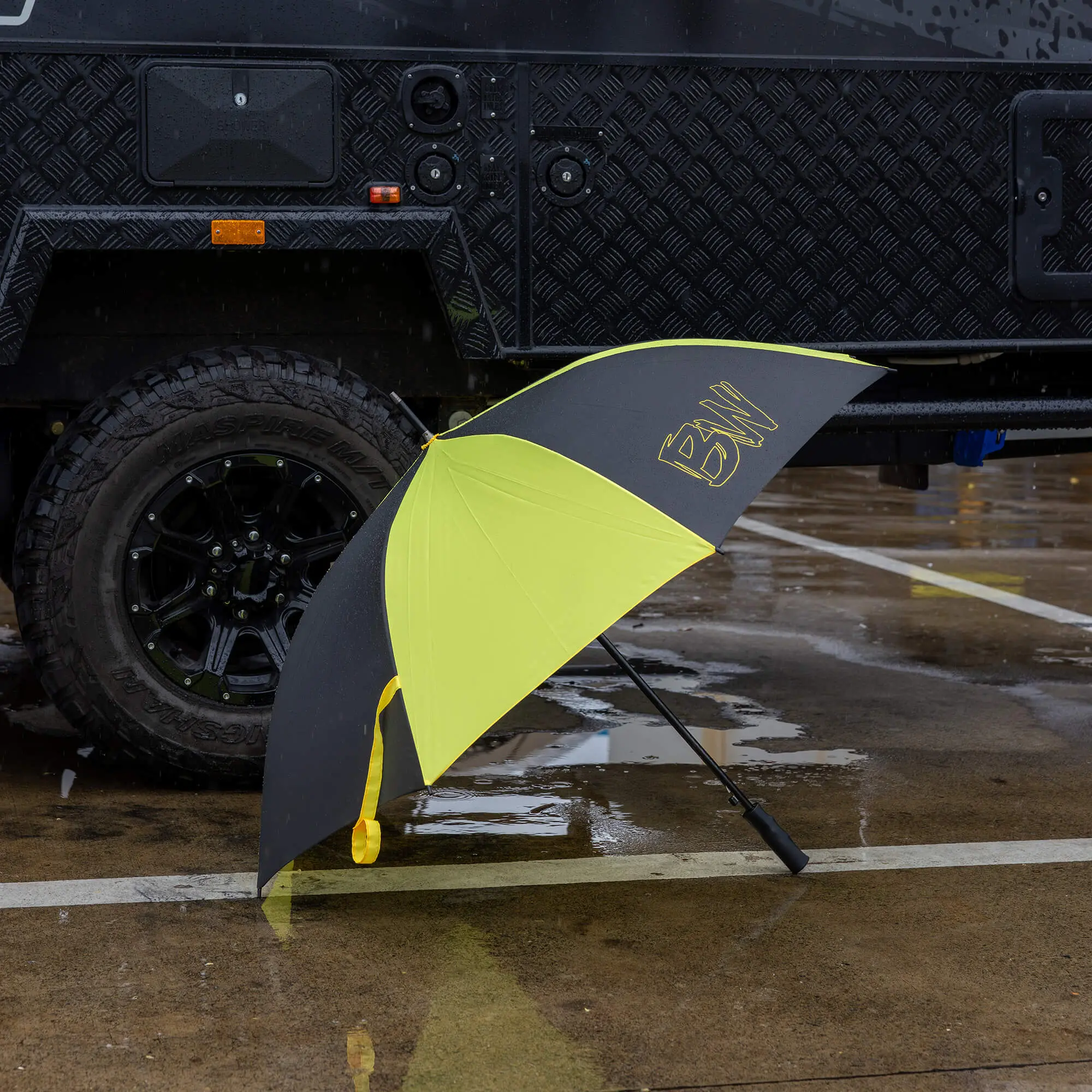 Bushwakka Umbrella Standard - Yellow & Black - Image 6