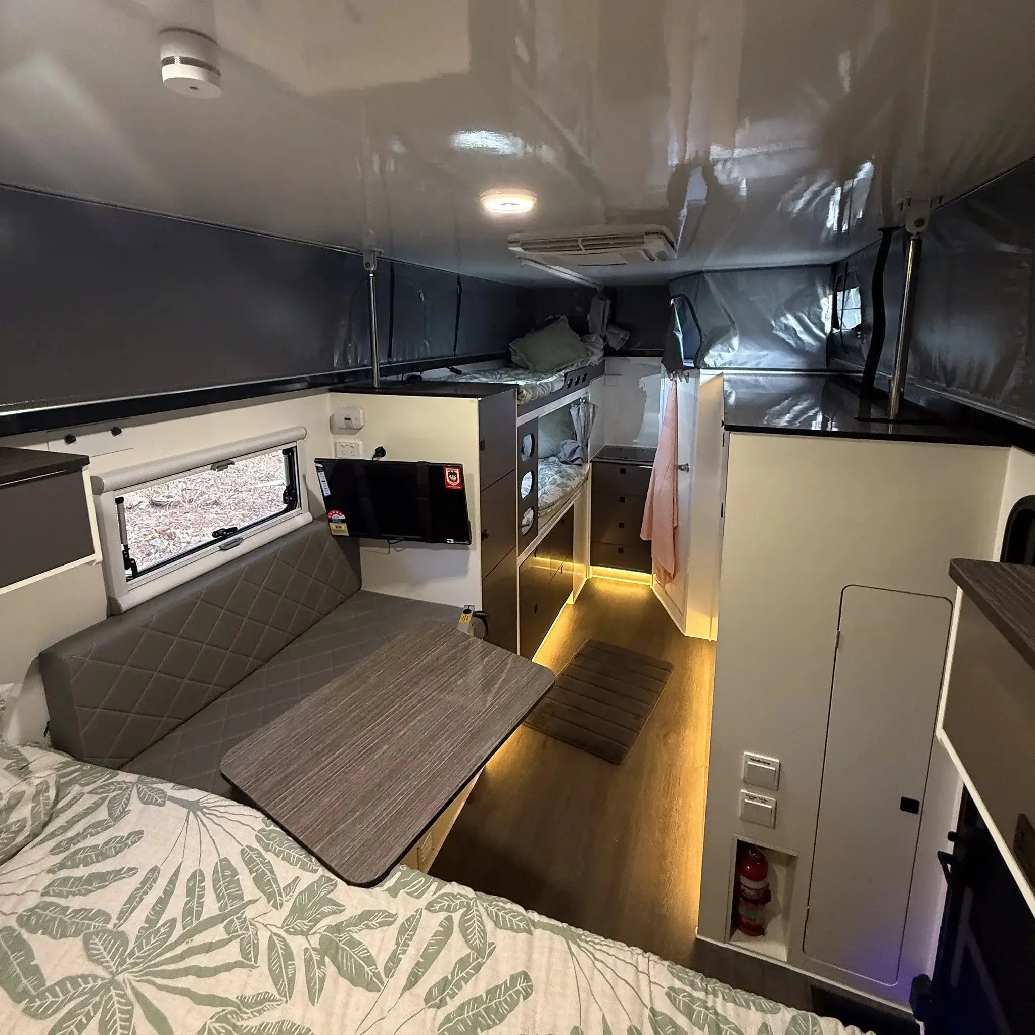 DROVER FAMILY - 16ft Camper - Image 24