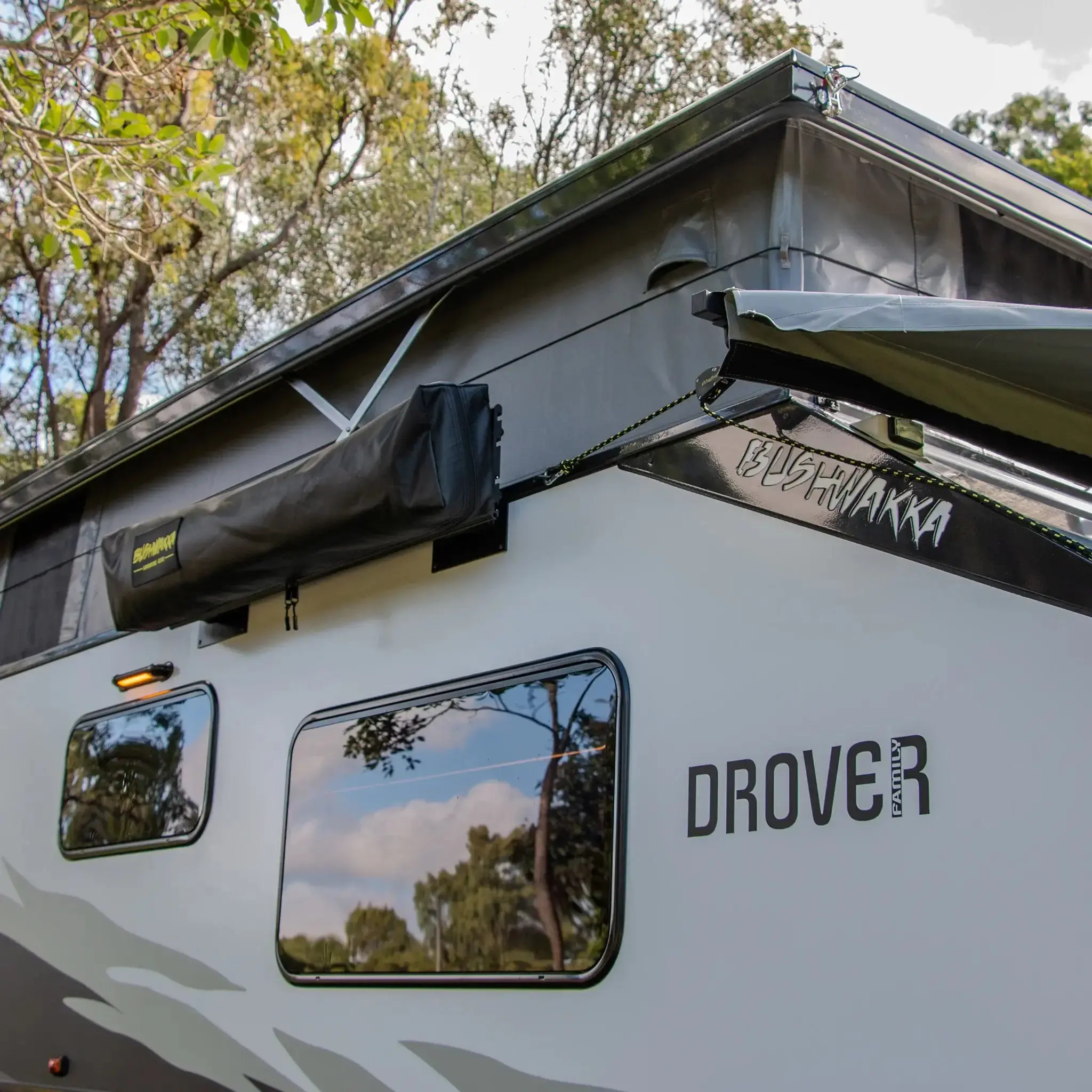 DROVER FAMILY - 16ft Camper - Image 4