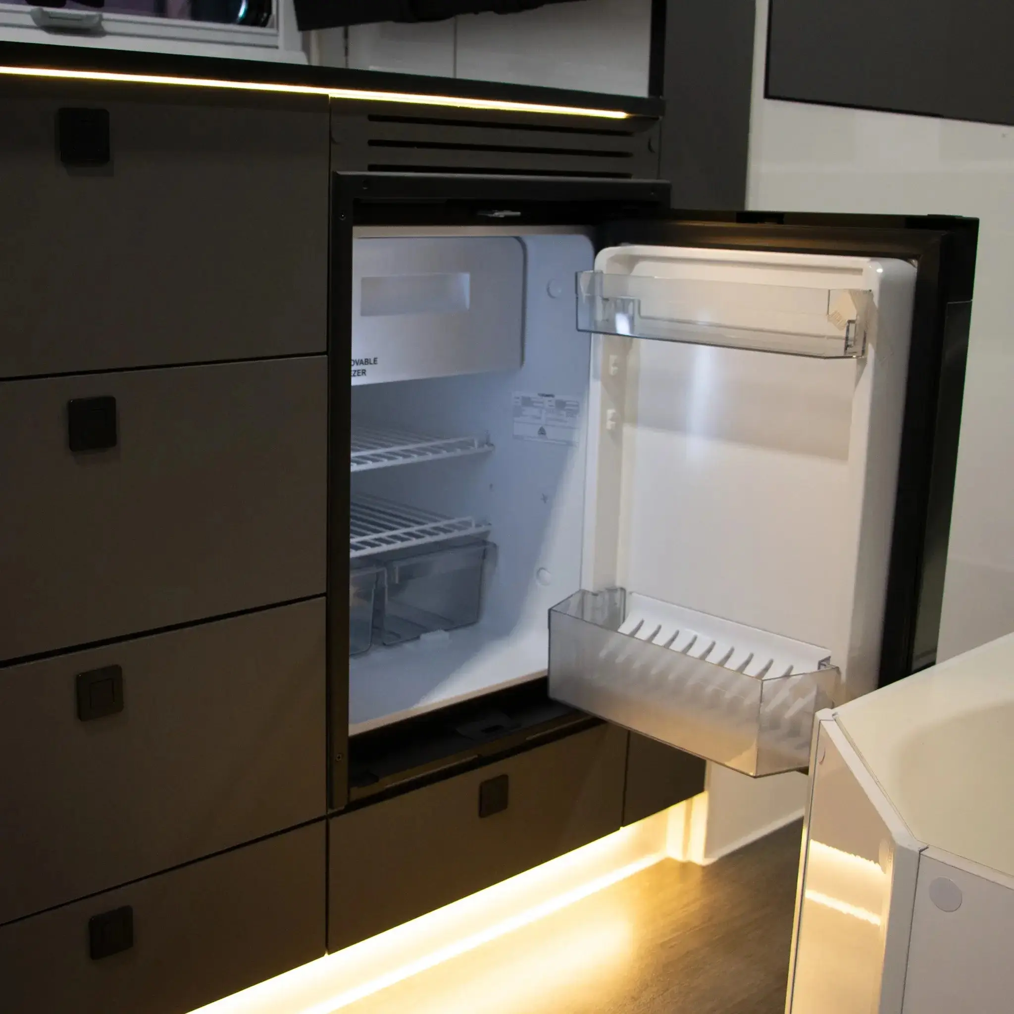 FAKAWI SST - 15ft Camper - Image 20