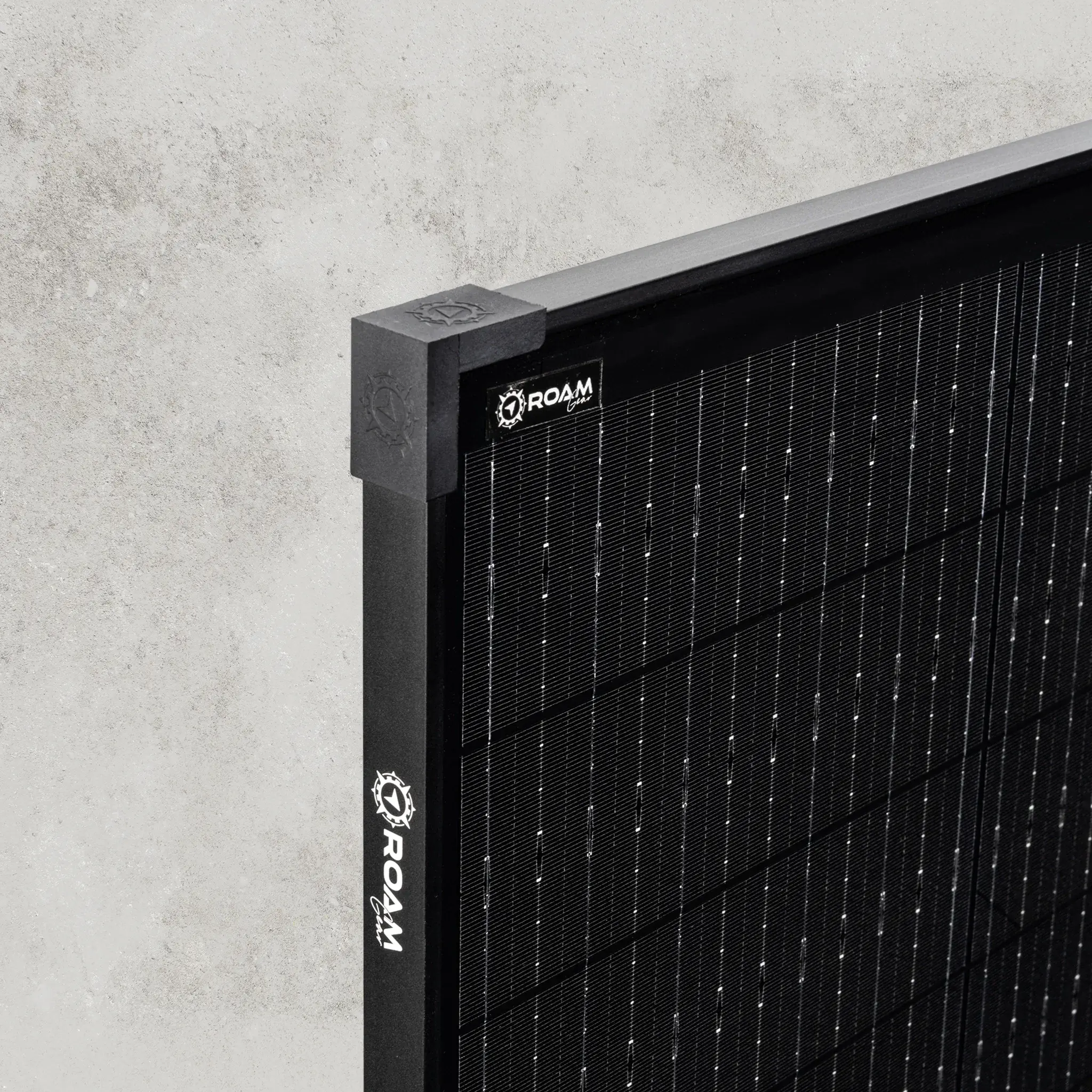 250W 12V Slimline Black Glass Solar Panel (20mm Frame) - Image 8
