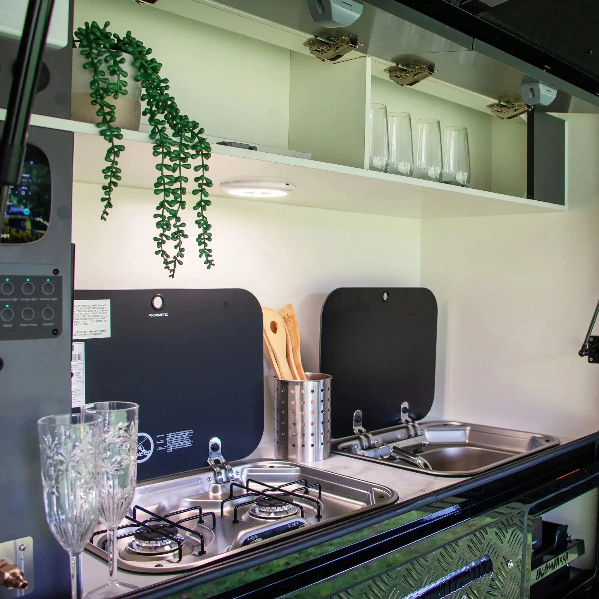 WEGO ES 12.6ft Camper - Image 14