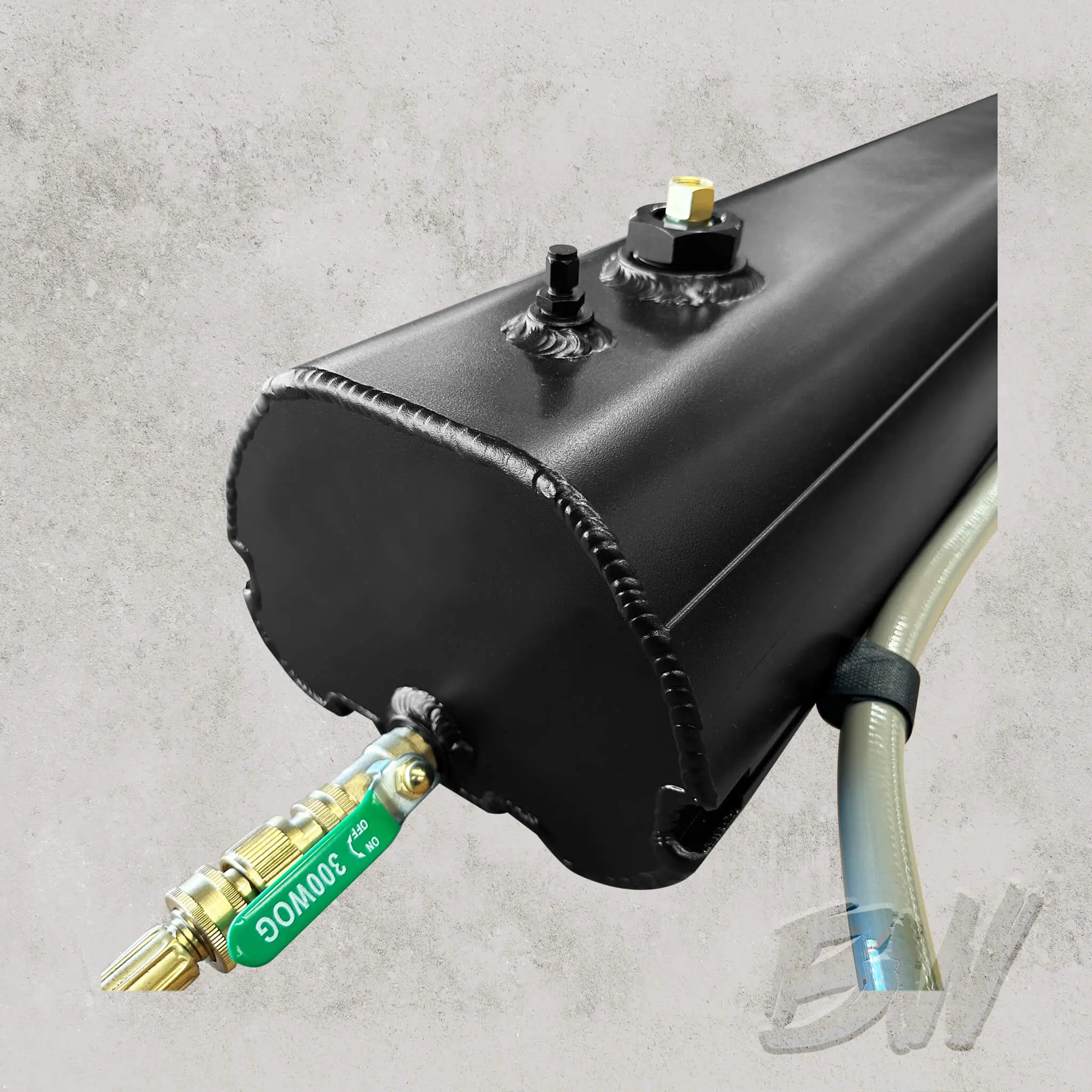 WildWash 30L Vehicle Roof Water Tank – Pressurised and Sun-Heated - Image 8